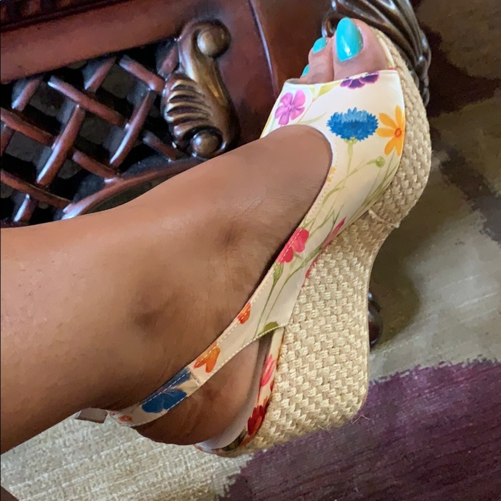 Stephane Kelian Paris floral sandals